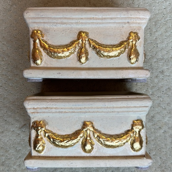 Beautiful Gold Foil Ceramic Planters - Picture 2 of 6